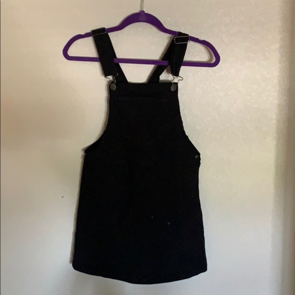 Black overall dress forever 21‎